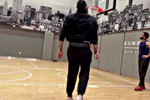 重现！投篮美如画 ！老艺术家的球风🏀